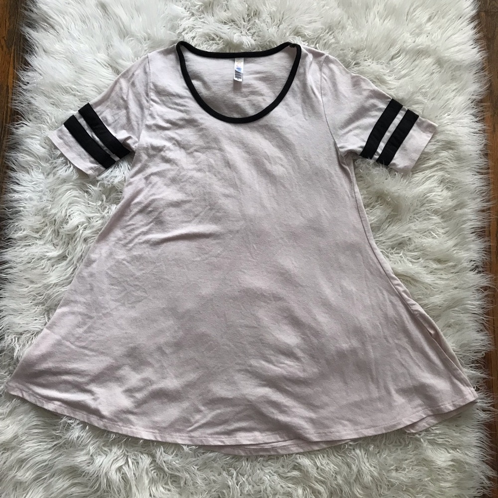 Lularoe simply comfortable t-shirt dress 💞